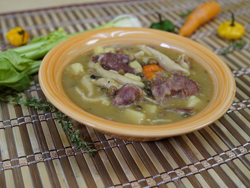 Ham Bone & Gungo Peas Soup