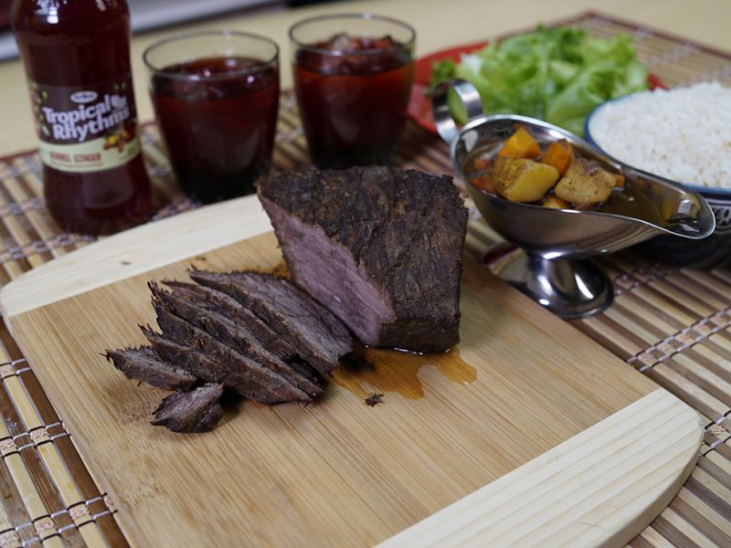 Pot Roast Beef with Pan Gravy
