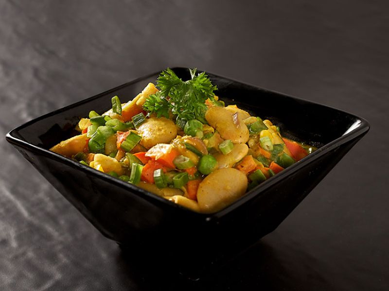 Grace Curried Broad Beans with Mixed Vegetables